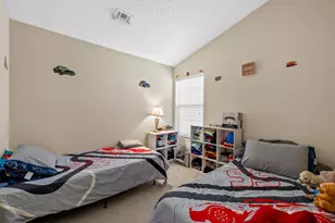 104 S Walnut St, Lacy Lakeview, TX 76705 - Photo 21