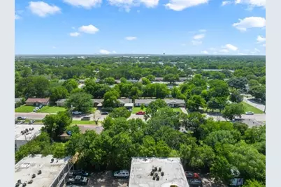 104 S Walnut Street, Lacy Lakeview, TX 76705 - Photo 35