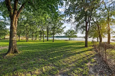 7401 Oakview Drive, Bonham, TX 75418 - Photo 19