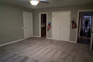 121 Port O Call Ct, Runaway Bay, TX 76426 - Photo 11