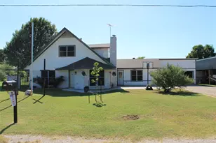121 Port O Call Ct, Runaway Bay, TX 76426 - Photo 1