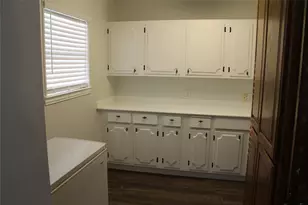 121 Port O Call Ct, Runaway Bay, TX 76426 - Photo 21