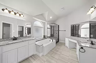 2696 Bonita Dr, Grand Prairie, TX 75054 - Photo 23