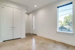 4419 Cabell Dr, Dallas, TX 75204 - Photo 3