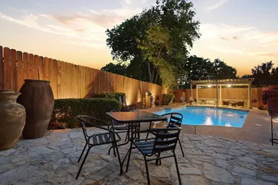 303 Quail Crest Drive, Bedford, TX 76021 - Photo 33