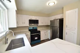 14335 Haymeadow Cir, Dallas, TX 75254 - Photo 11
