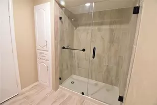 14335 Haymeadow Cir, Dallas, TX 75254 - Photo 21
