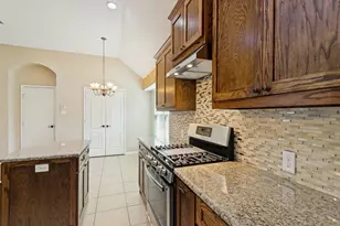 8509 Greenfield Dr, Frisco, TX 75035 - Photo 9