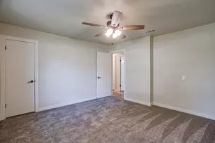 1009 Abbie Ln, Glen Rose, TX 76043 - Photo 17