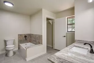 1009 Abbie Ln, Glen Rose, TX 76043 - Photo 13