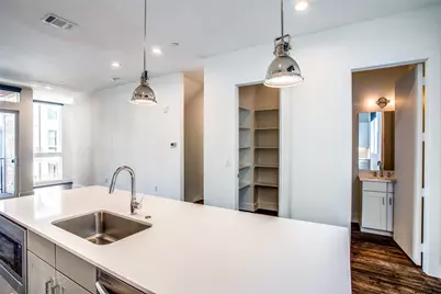2128 Ashby Street #602, Dallas, TX 75204 - Photo 3
