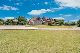 1201 N Oak Branch Rd, Waxahachie, TX 75167 - Photo 3