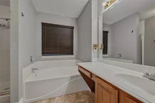 405 Deauville Dr, Fort Worth, TX 76108 - Photo 17