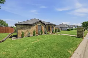 405 Deauville Dr, Fort Worth, TX 76108 - Photo 3