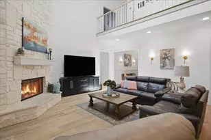 6705 Olympia Hills Rd, Fort Worth, TX 76132 - Photo 9
