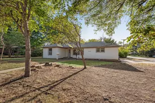 2217 Glenwood, Denton, TX 76209 - Photo 1