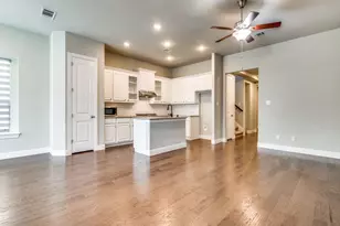 2156 Bailey St, Carrollton, TX 75010 - Photo 7
