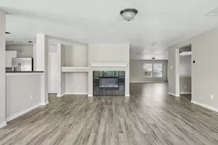 3924 Estrella Ct, Fort Worth, TX 76106 - Photo 9