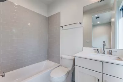 4426 Cabell Drive #1306, Dallas, TX 75204 - Photo 13