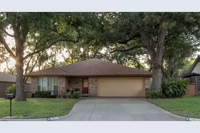 1321 Brookfield Lane, Mansfield, TX 76063 - Photo 1