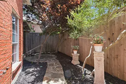 14584 Blueberry Court, Addison, TX 75001 - Photo 33
