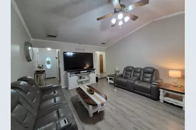 405 W Lindenwood Lane, Hewitt, TX 76643 - Photo 7