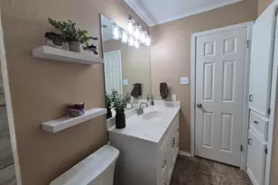 405 W Lindenwood Ln, Hewitt, TX 76643 - Photo 21
