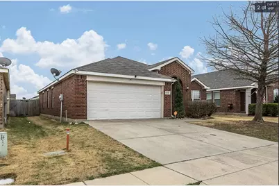 6440 Stone Lake Drive, Fort Worth, TX 76179 - Photo 3