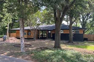 404 W Hillcrest St, Keene, TX 76059 - Photo 1