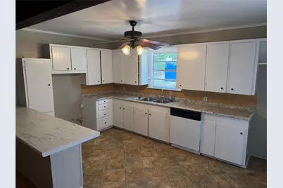 305 E Pliler Precise Road, Longview, TX 75605 - Photo 3