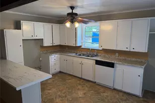 305 E Pliler Precise Rd, Longview, TX 75605 - Photo 3