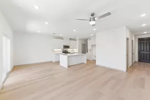3724 Pierce Ln, Grand Prairie, TX 75052 - Photo 5