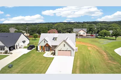 2604 Candlestick Drive, Granbury, TX 76049 - Photo 3