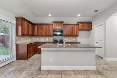 3733 Cecelia Lane, Forest Hill, TX 76140 - Photo 11