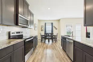 310 Clear Springs St, Princeton, TX 75407 - Photo 5