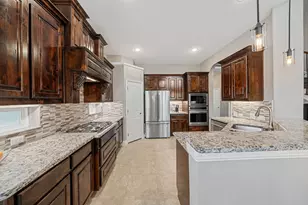 2413 Kingsgate Dr, Little Elm, TX 75068 - Photo 7