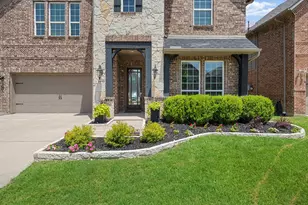 2413 Kingsgate Dr, Little Elm, TX 75068 - Photo 3