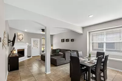 7214 Summit Parc Drive, Dallas, TX 75249 - Photo 7