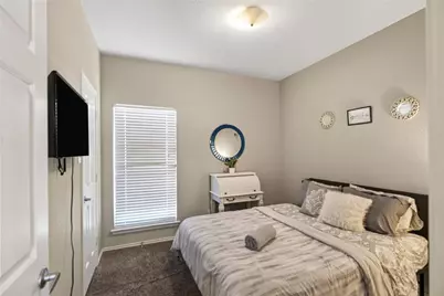 7214 Summit Parc Drive, Dallas, TX 75249 - Photo 21