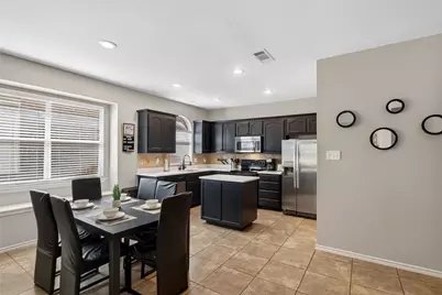 7214 Summit Parc Drive, Dallas, TX 75249 - Photo 5