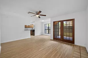 2103 Friendly Dr, Arlington, TX 76011 - Photo 7