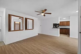 2103 Friendly Dr, Arlington, TX 76011 - Photo 11