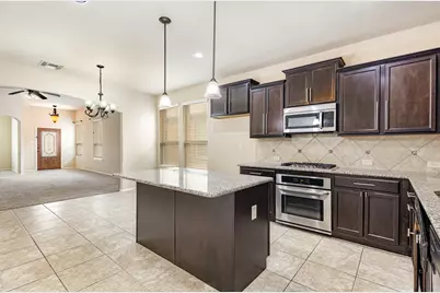 208 Whitman Drive, McKinney, TX 75072 - Photo 9