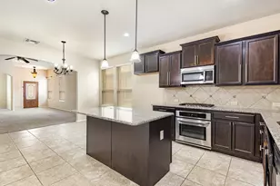 208 Whitman Dr, McKinney, TX 75072 - Photo 9