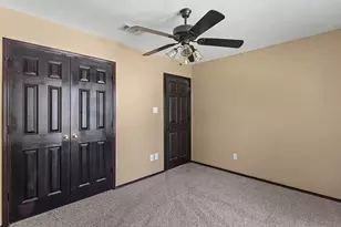 800 Joshua Dr, Burleson, TX 76028 - Photo 25