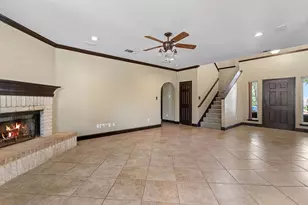 800 Joshua Dr, Burleson, TX 76028 - Photo 7