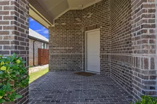 1016 Kirkham Wy, Fort Worth, TX 76247 - Photo 7