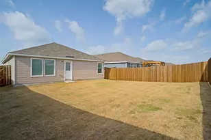 310 Mahogany Ln, Princeton, TX 75407 - Photo 19