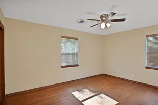 14301 County Rd 511, Venus, TX 76084 - Photo 19