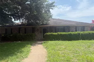 702 Granada Dr, Duncanville, TX 75116 - Photo 1